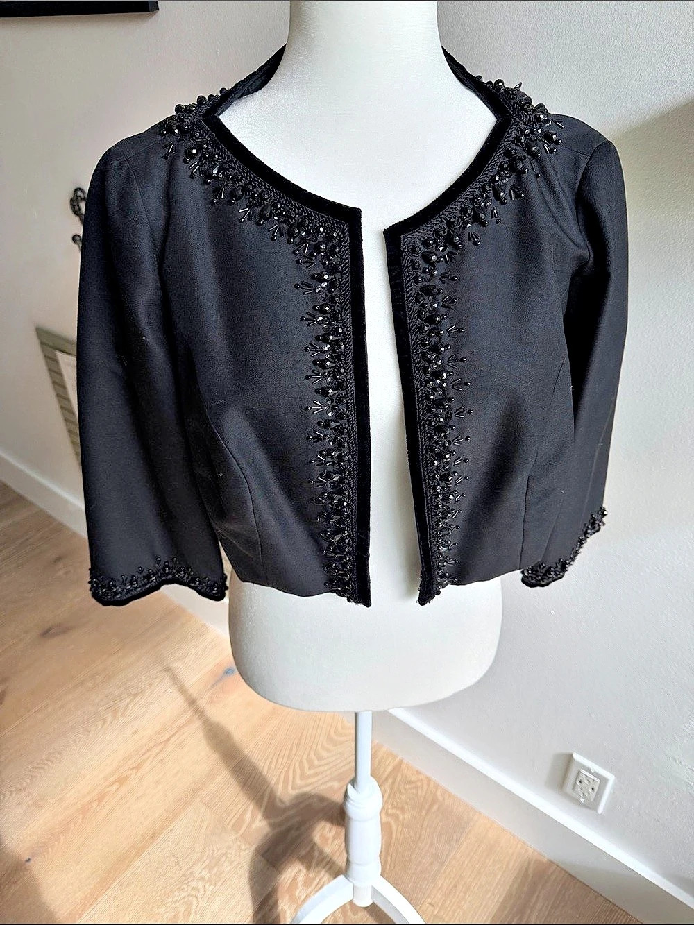 Blums-Vogue Embellished Cropped Jacket in Black Like New